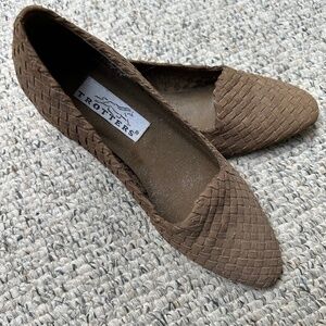 Vintage Brown Woven Trotters